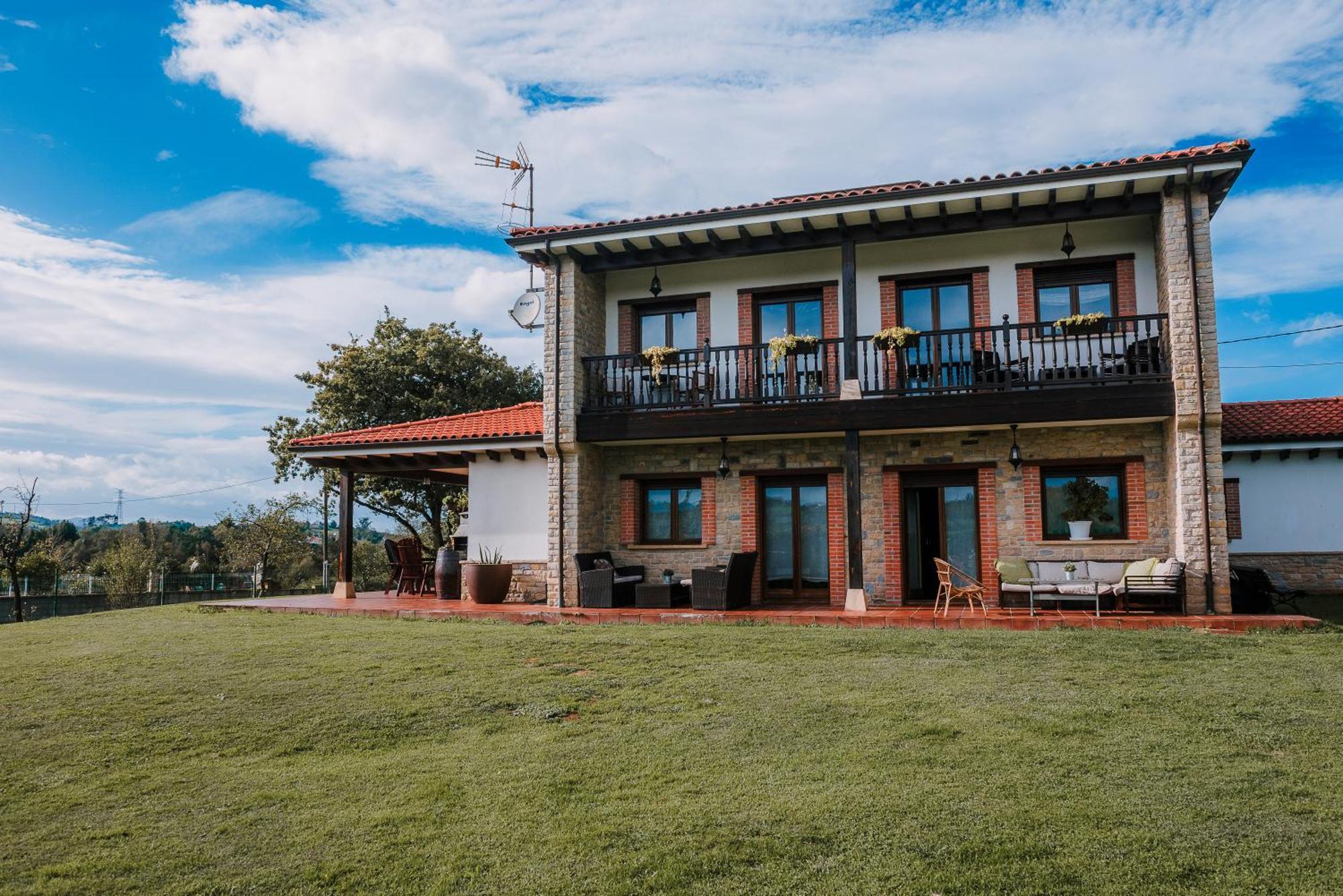 Villa Tiviti اوفيدو المظهر الخارجي الصورة
